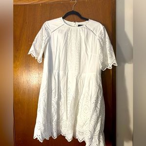Perfect white summer dress in great condition!